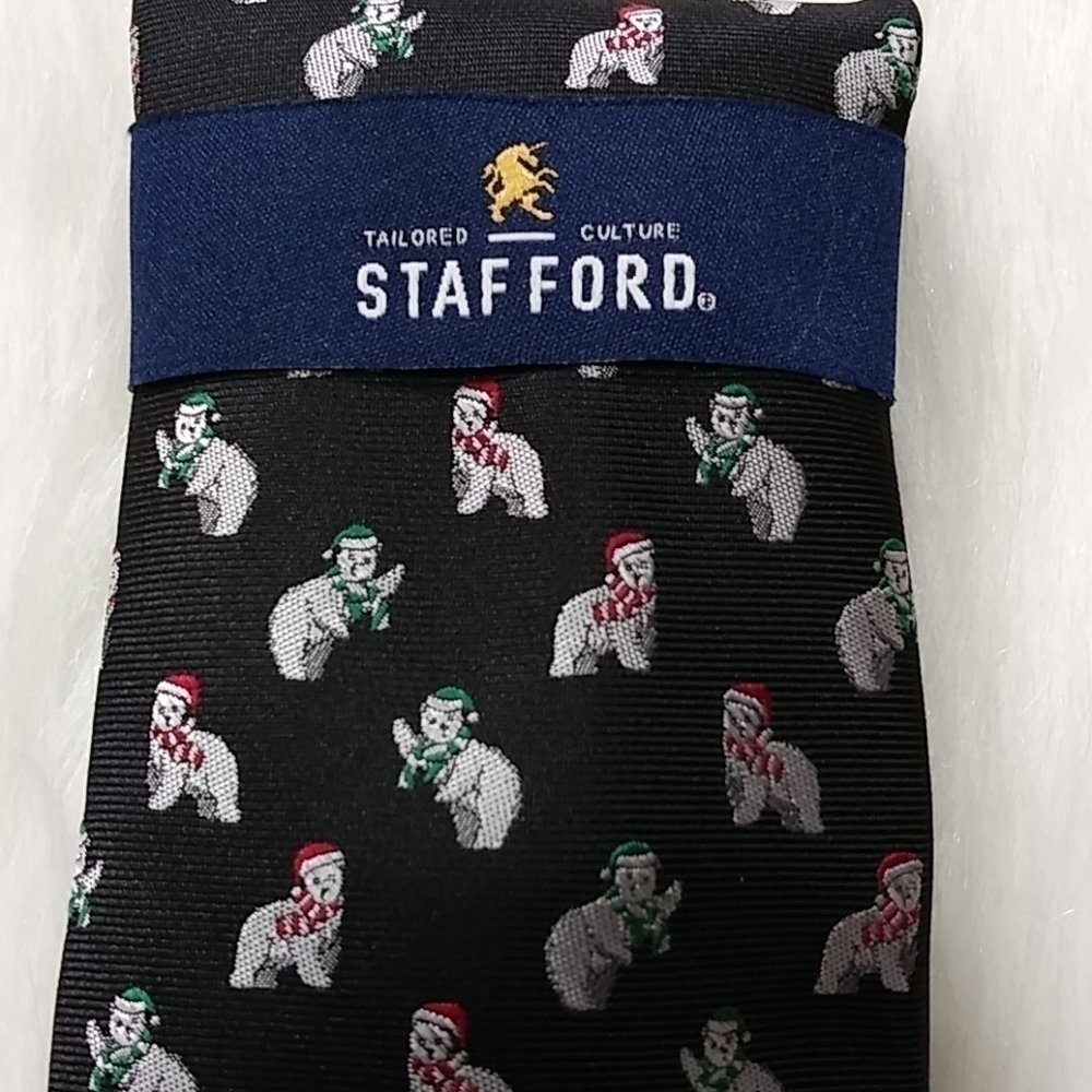 Stafford Polar‎ Bear Christmas Tie